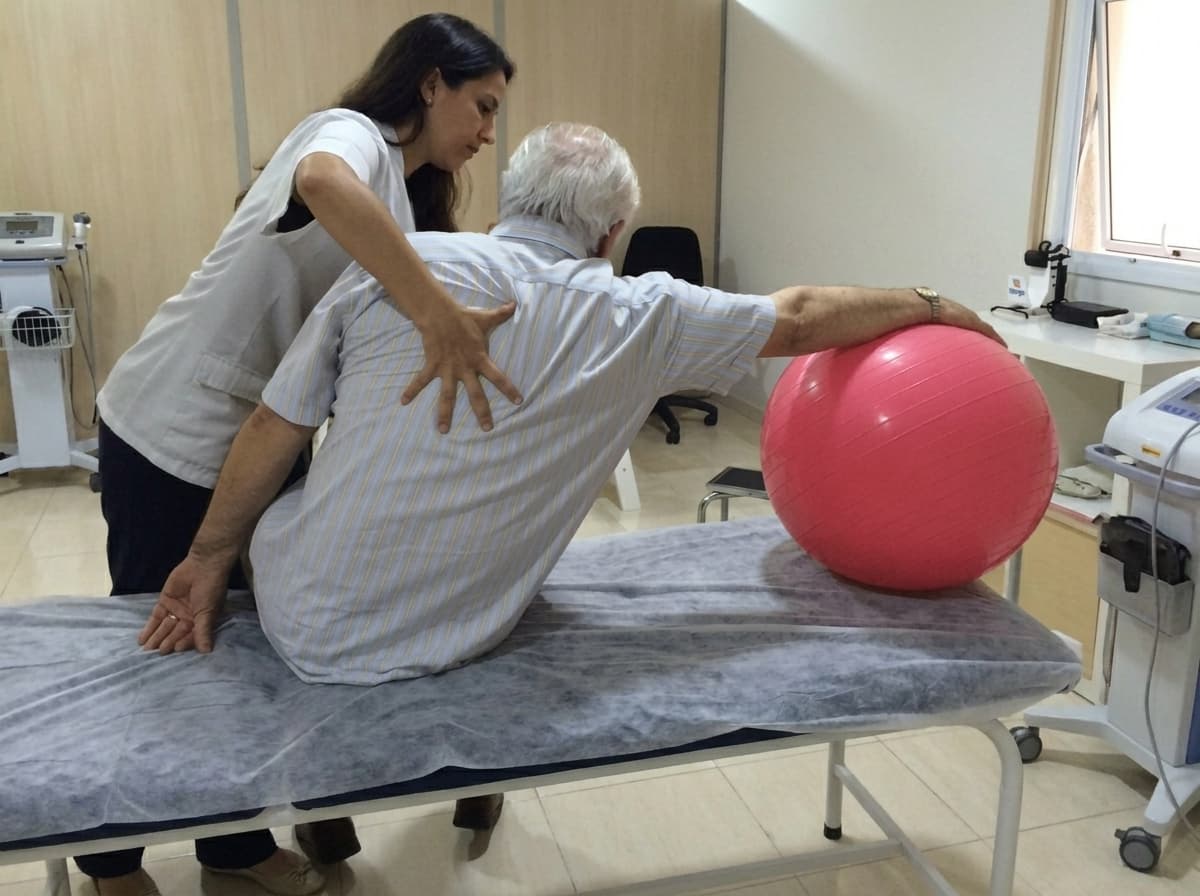 Bobath / Neurodevelopmental Treatment (NDT)